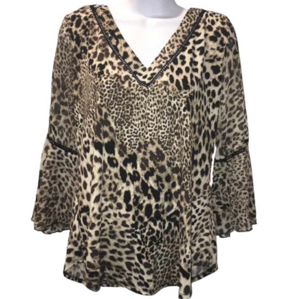 NEW Leopard Print Top w/Bell Sleeves